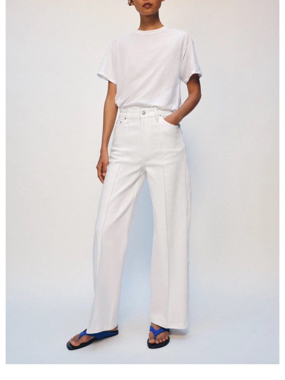 Zara BNWT Size 6 Classic High-Waist Wide-Leg White Jeans
